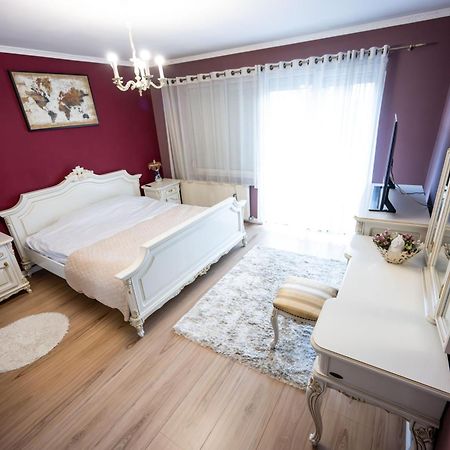 Chios Lake Apartament Клуж-Напока Экстерьер фото